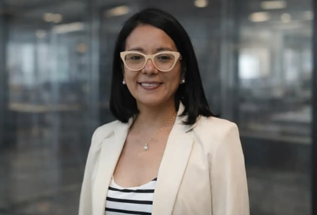 Una ingeniera jujeña transforma residuos del litio en una solución para caminos mineros